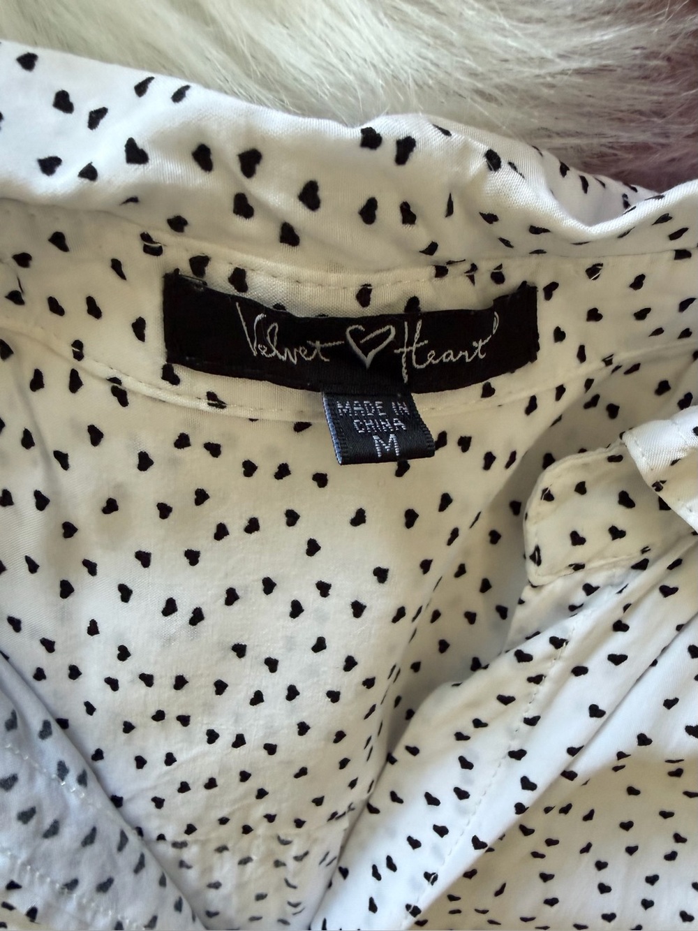 Velvet Heart White Button Down Shirt w/ Black Hearts - Picture 3 of 4